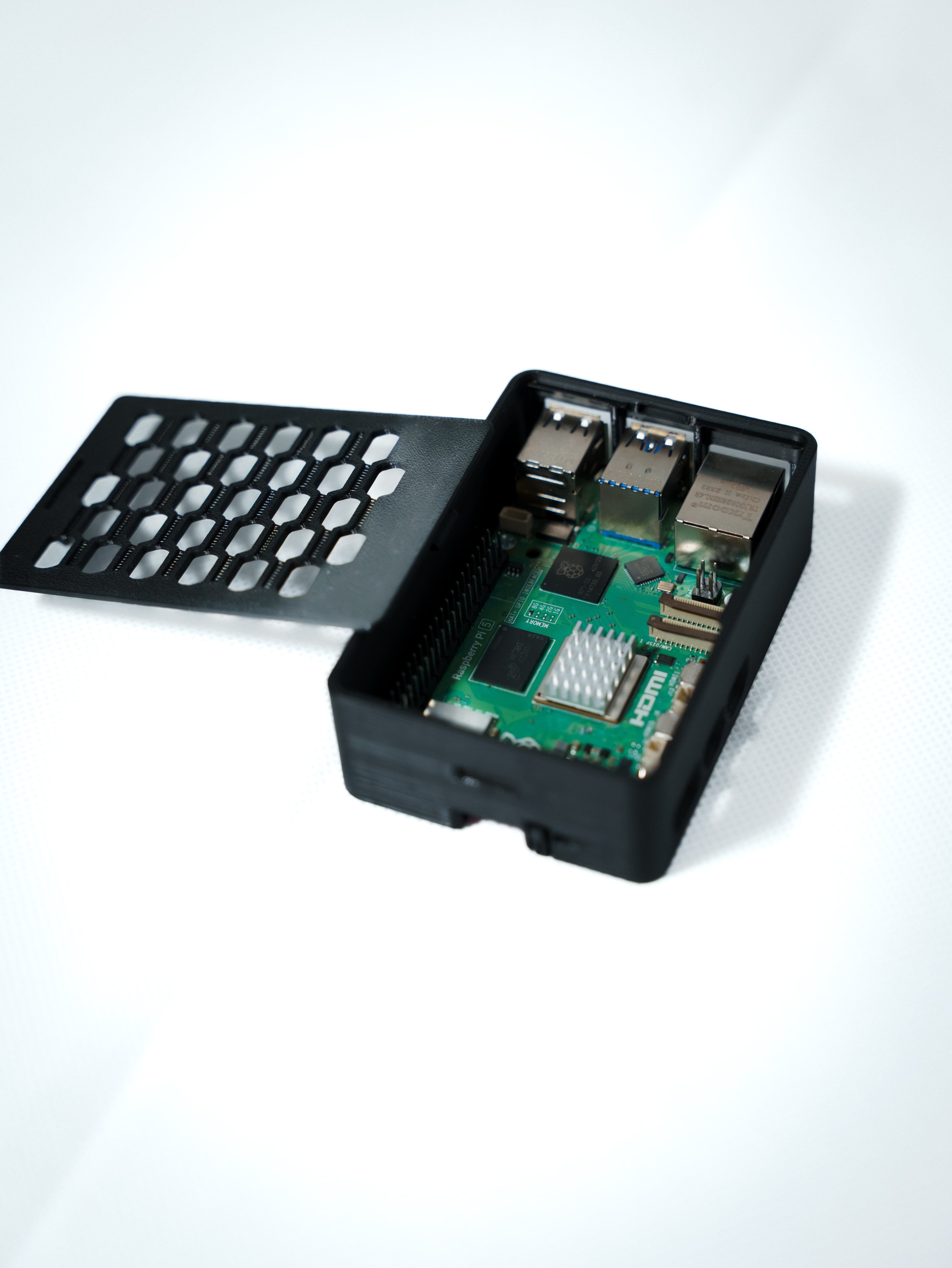 Raspberry Pi 5 Case with Top Ventilation
